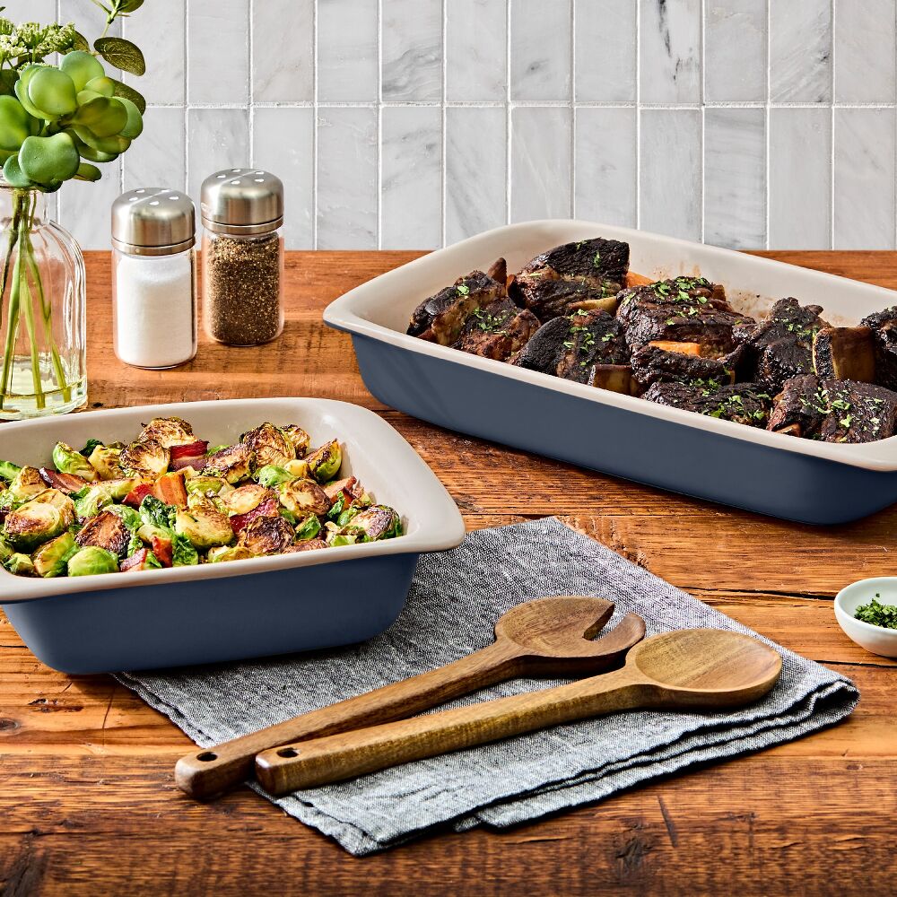2 Qt Square Stoneware Baking Dish H4