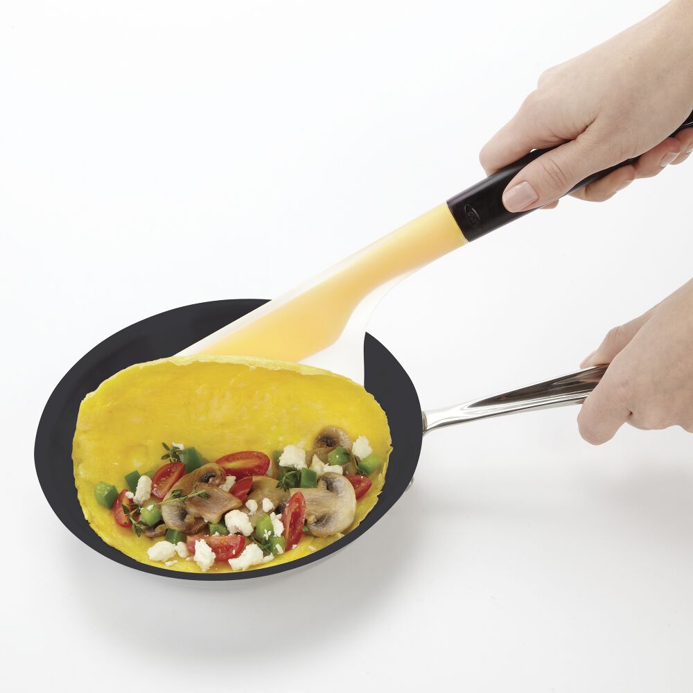 Flip & Fold Omelet Turner Y0