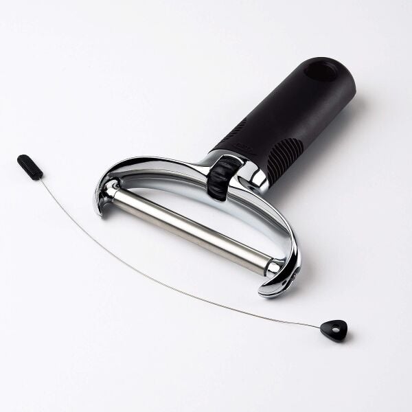OXO Good Grips Wire Cheese Slicer with Replaceable Wires X0