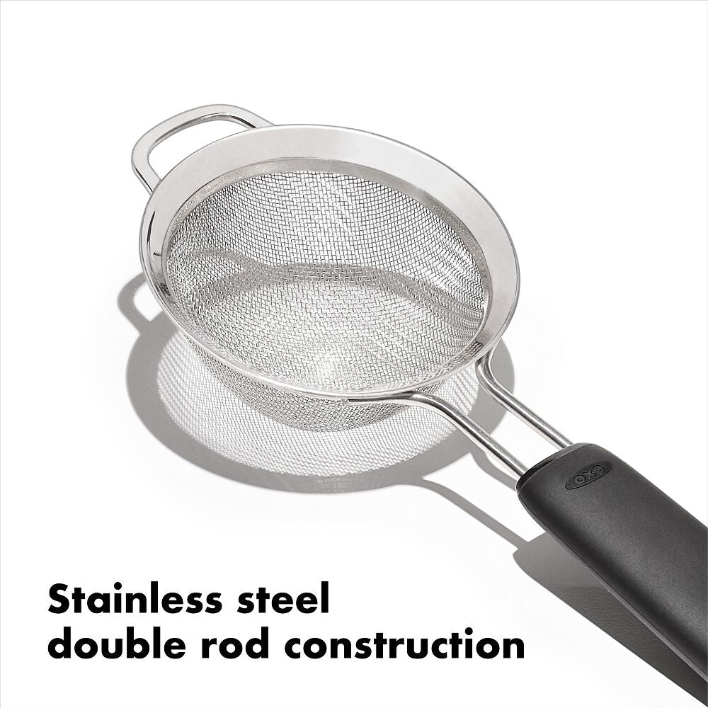 OXO Good Grips 3 in./7.6 cm Mini Strainer D1