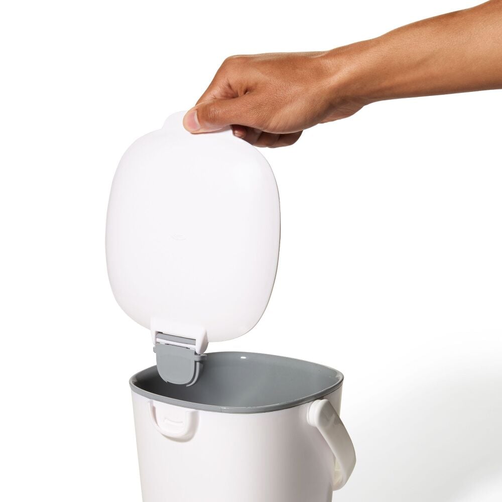 Easy-Clean Compost Bin - 0.75 Gal I6