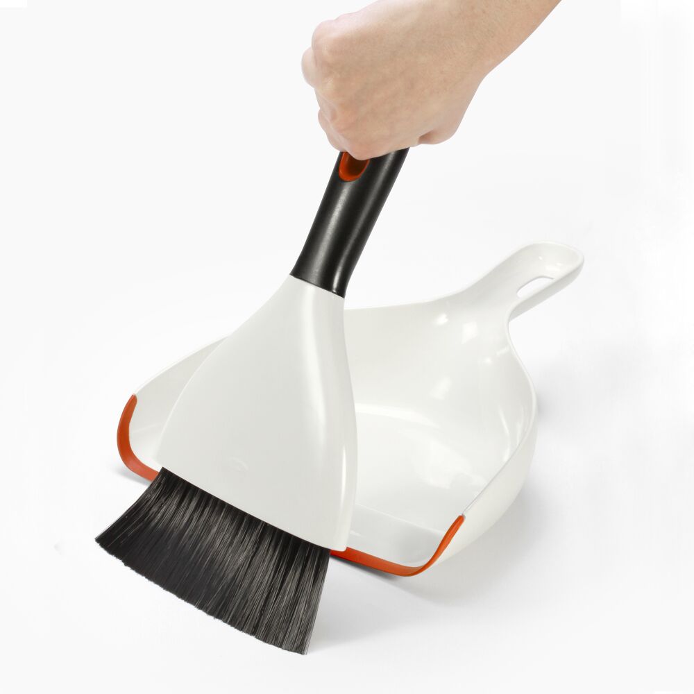 Dustpan & Brush Set M8
