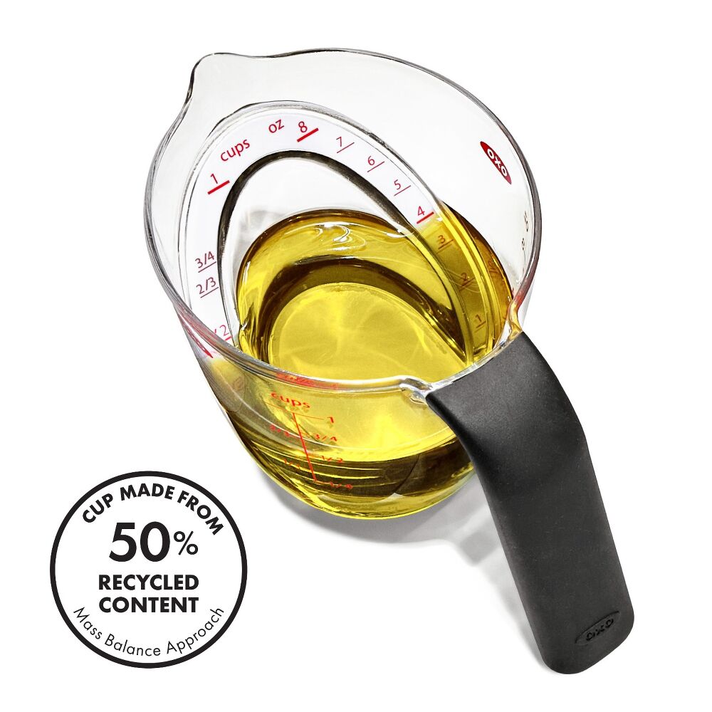 1-Cup Angled Measuring Cup R7