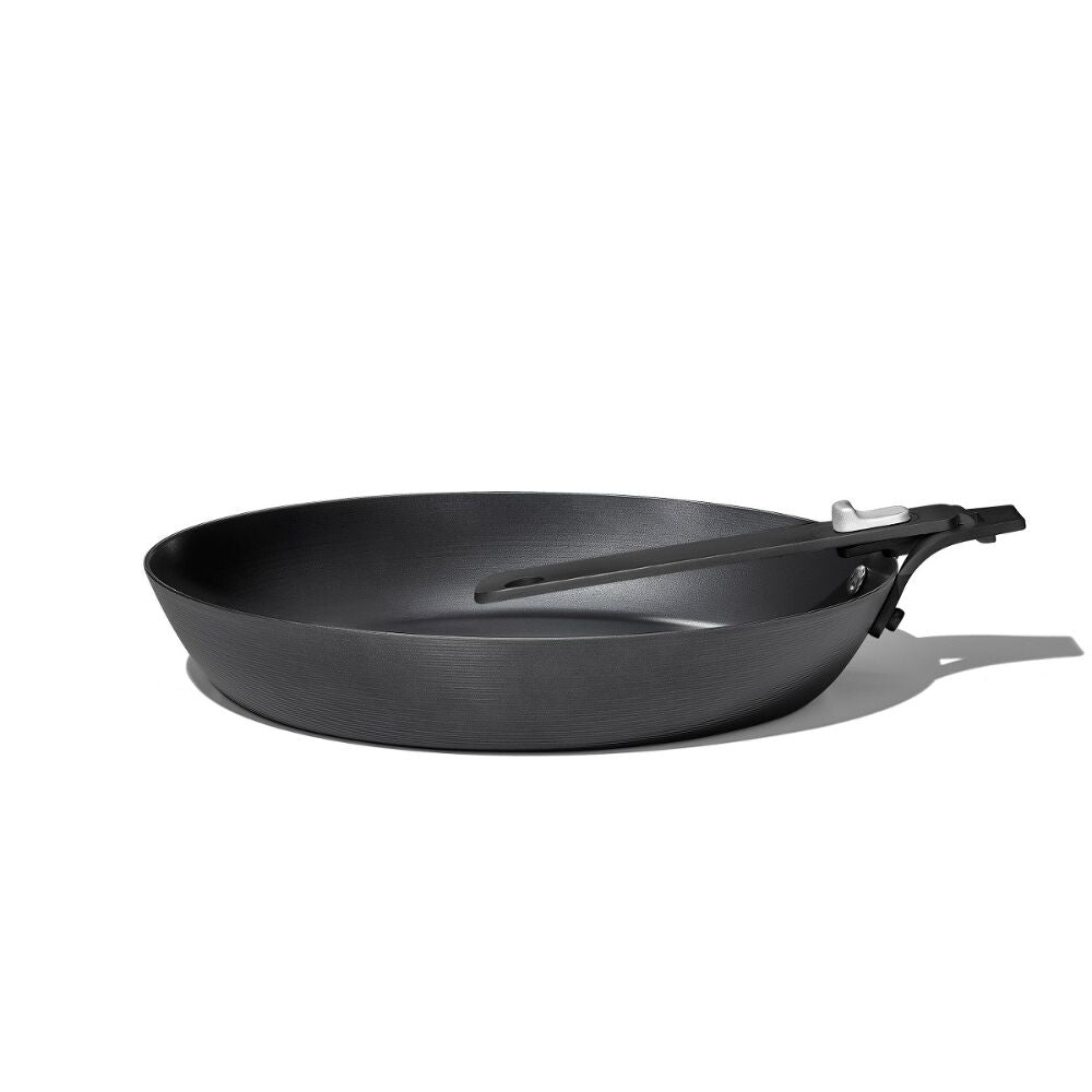 Carbon Steel With Removable Handle 10in Pan P6