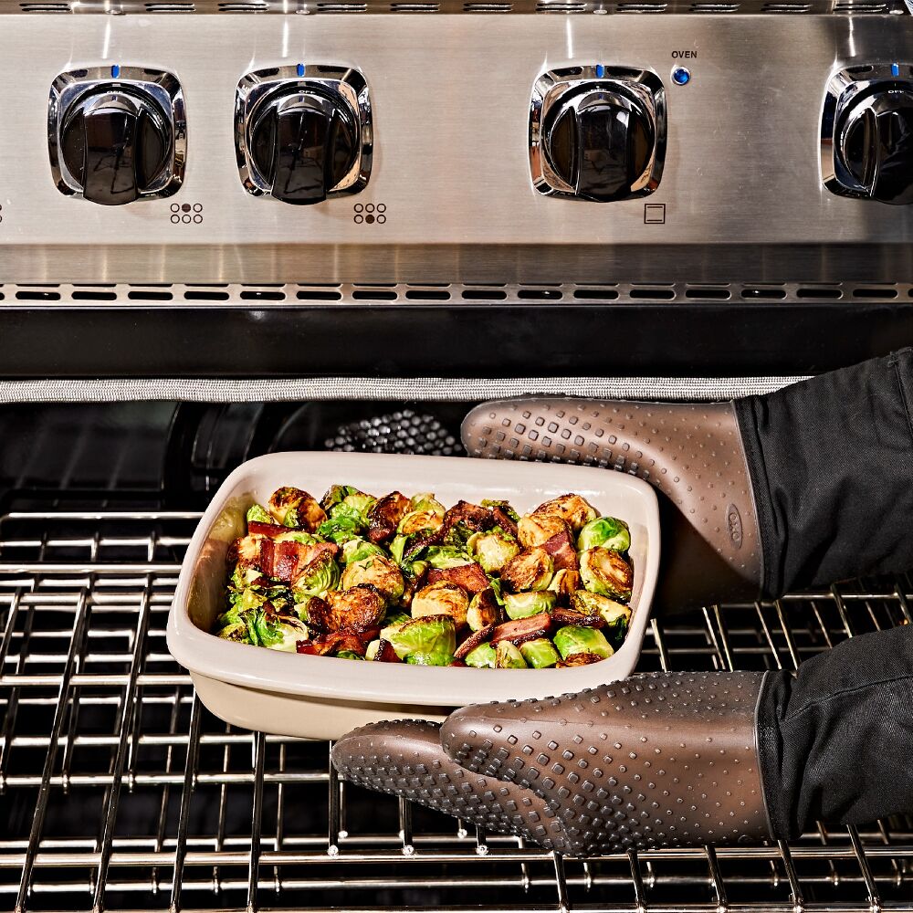 2 Qt Square Stoneware Baking Dish H4