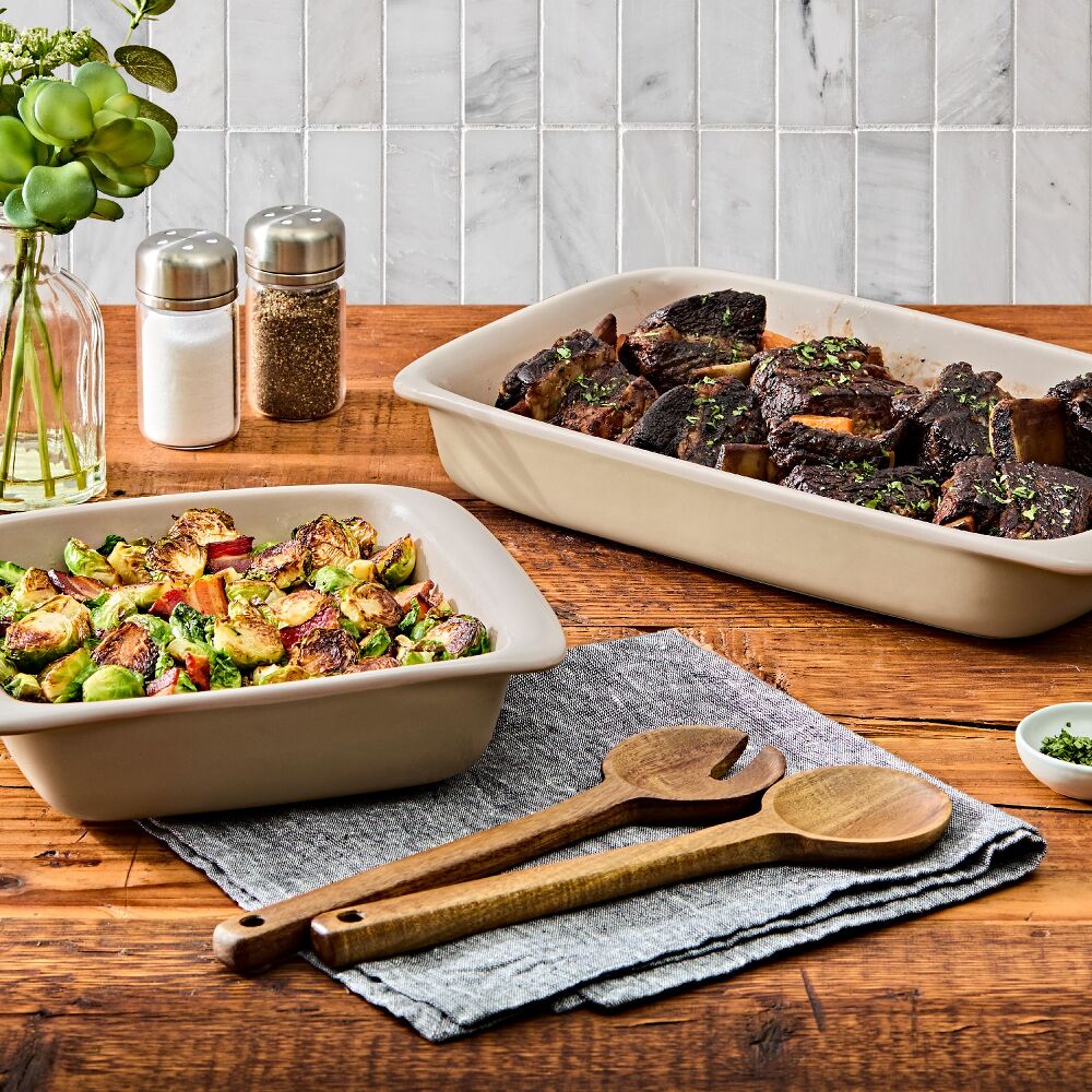 2 Qt Square Stoneware Baking Dish H4