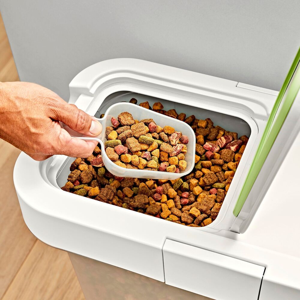 OXO Pet Airtight Food Container with Scoop — Large M2