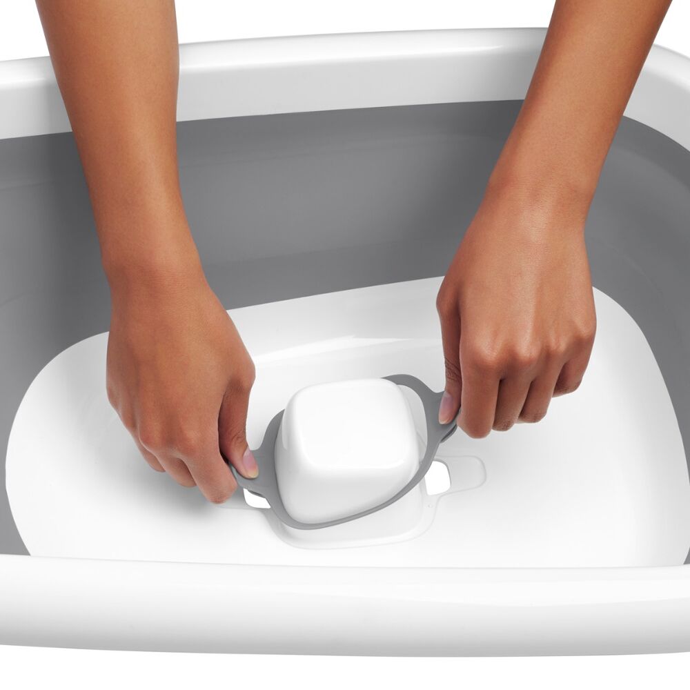Splash & Store Bathtub Q0