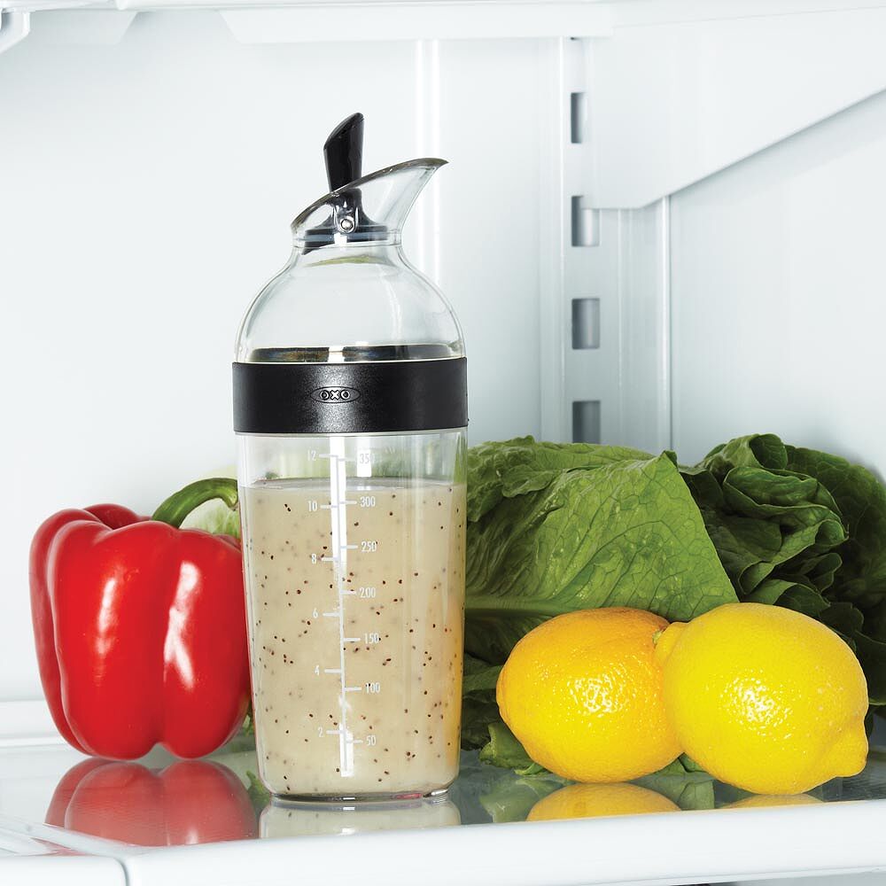 Salad Dressing Shaker D3