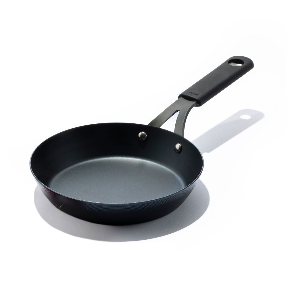 Carbon Steel Obsidian Series 8-Inch Frypan with Silicone Sleeve O1