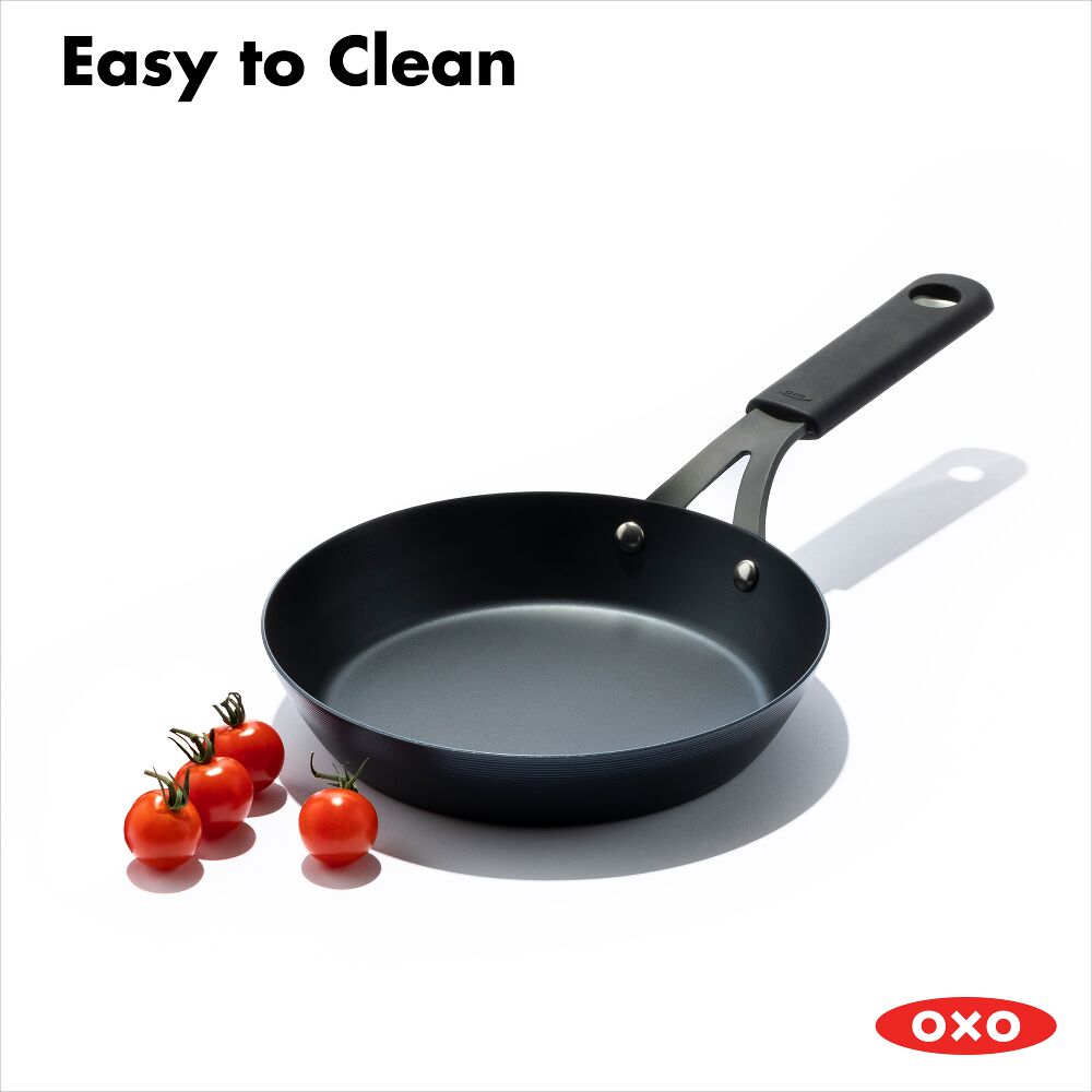 Carbon Steel Obsidian Series 8-Inch Frypan with Silicone Sleeve O1