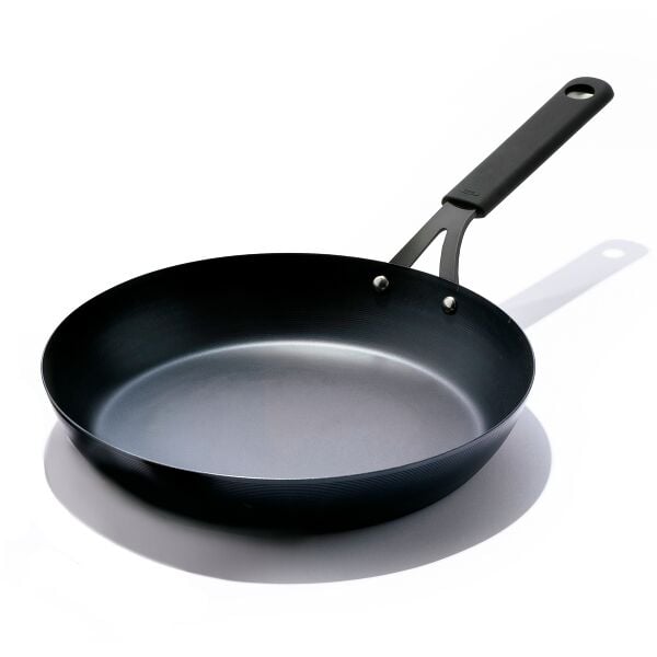 OXO Carbon Steel Obsidian Series 12-Inch Frypan with Silicone Sleeve K7