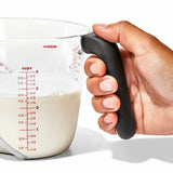 4-Cup Angled Measuring Cup B5