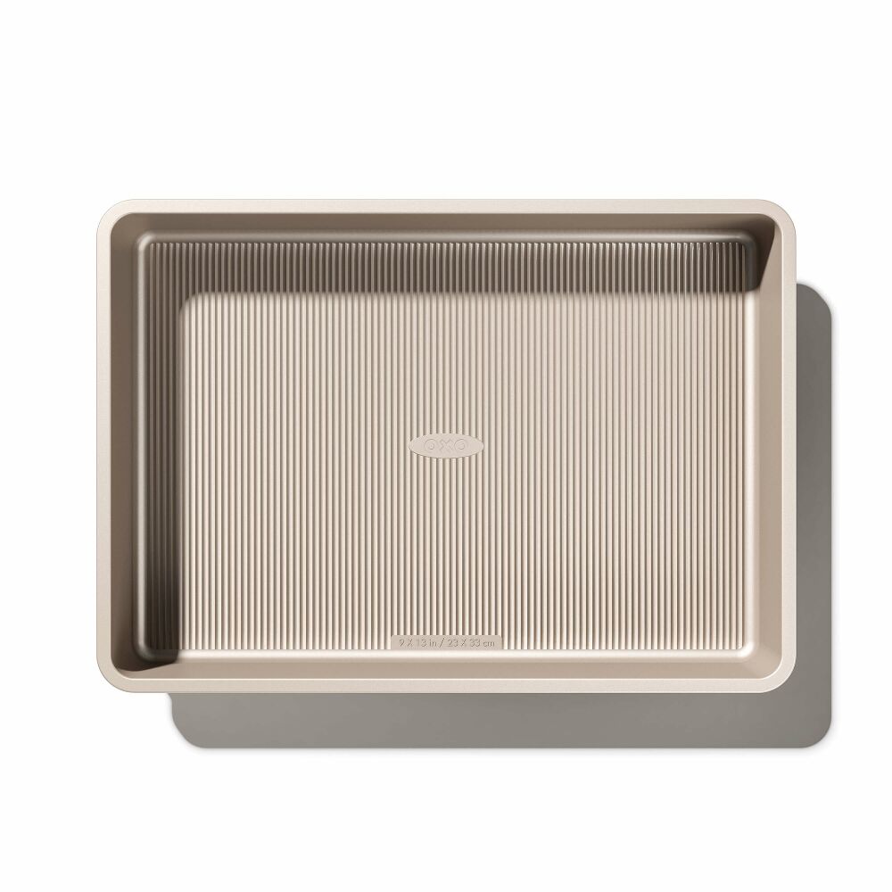 Non-Stick Pro Cake Pan - 9" x 13" R7