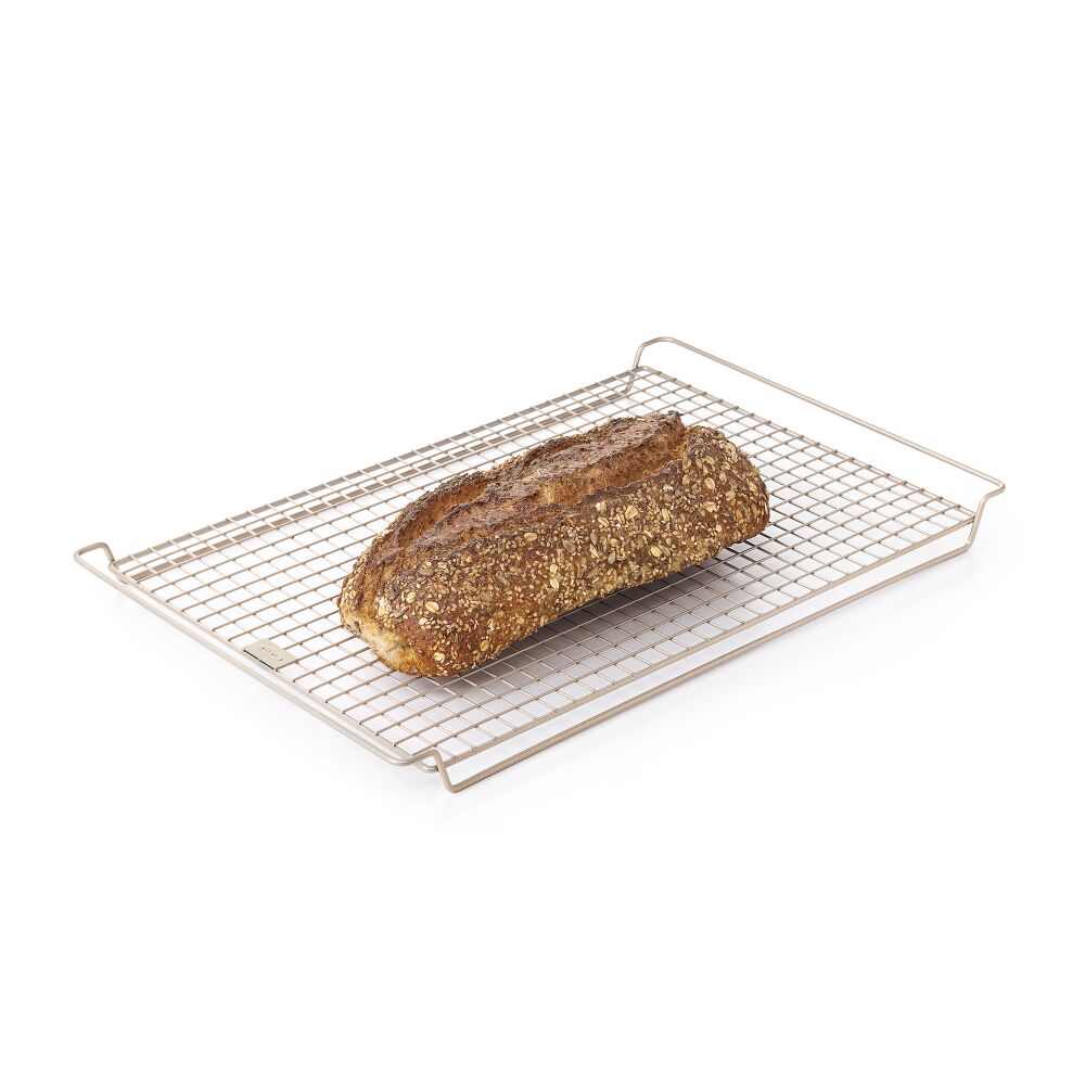 Non-Stick Cooling and Baking Rack Q1