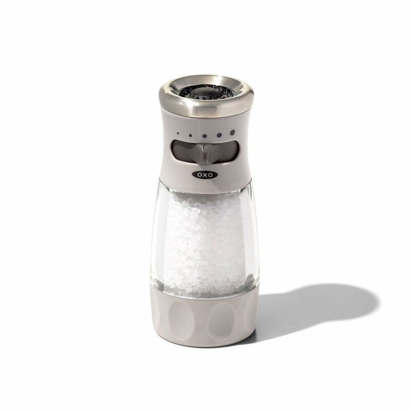 Contoured Mess-Free Salt Grinder I2