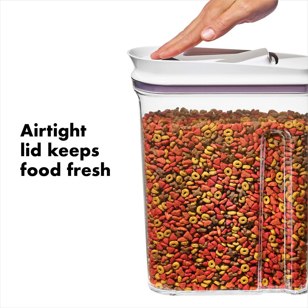 OXO Good Grips Pet Food Dispenser - 4.5 Qt/4.3 L O2