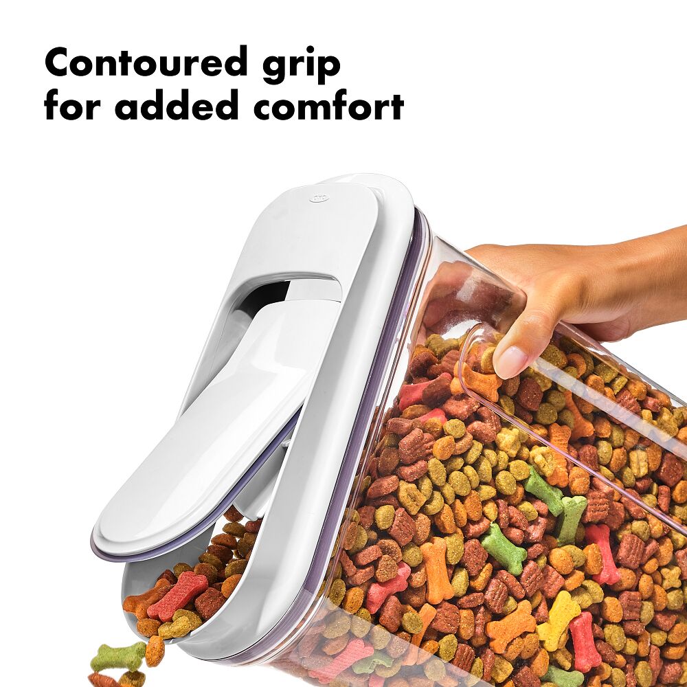OXO Good Grips Pet Food Dispenser - 4.5 Qt/4.3 L O2