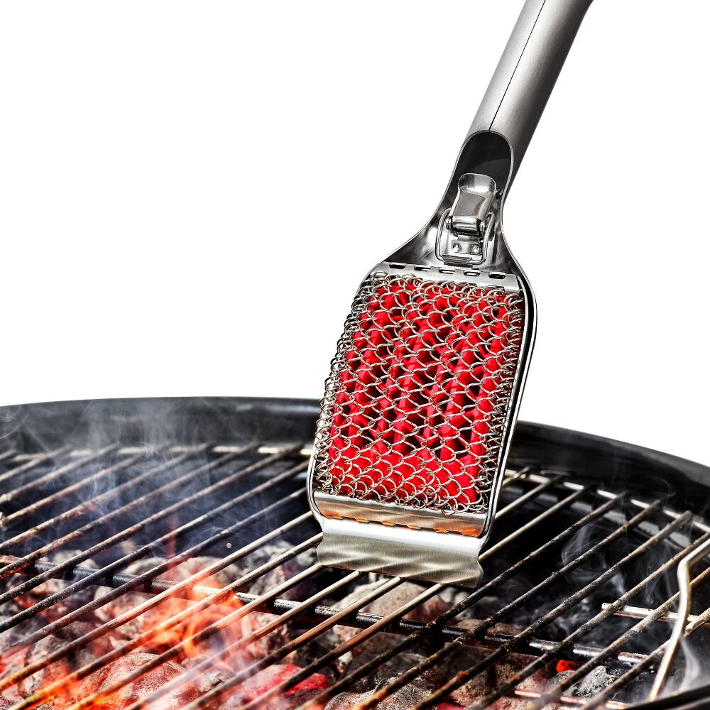 Coiled Grill Brush With Replaceable Head T7