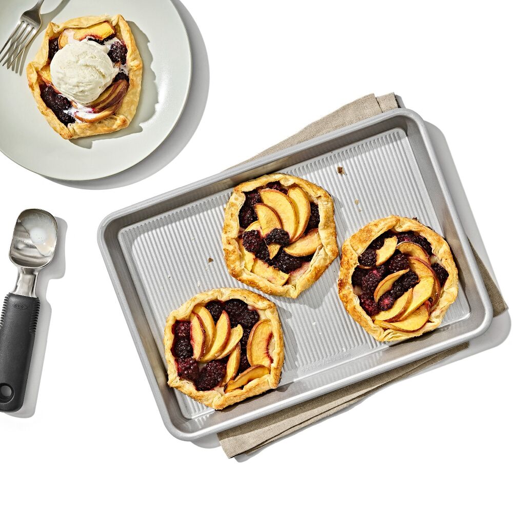 Non-Stick Pro Clear Coated Quarter Sheet Pan X1