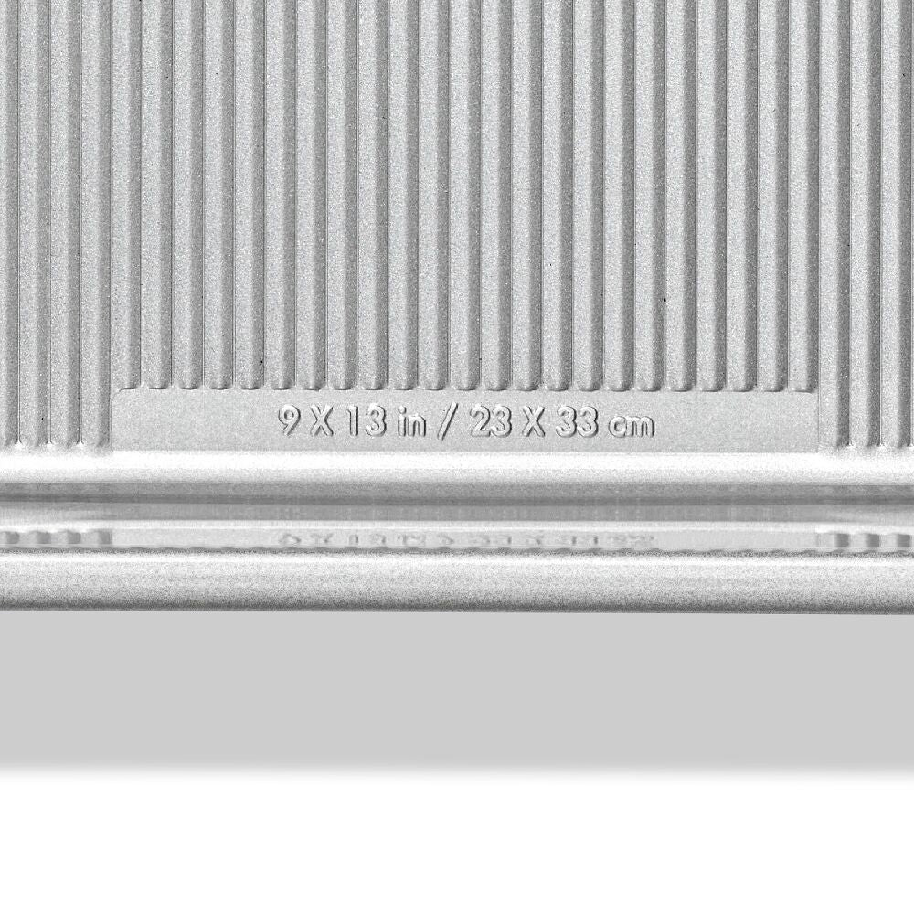 Non-Stick Pro Clear Coated 9 In x 13 In Cake Pan P5