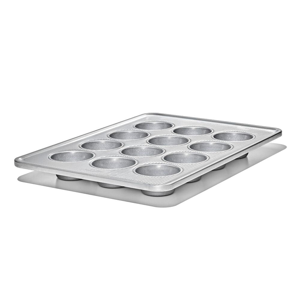 Nonstick Pro Clear Coated 12 Cup Muffin Pan W7