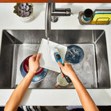 Soap Dispensing Dish Brush J5