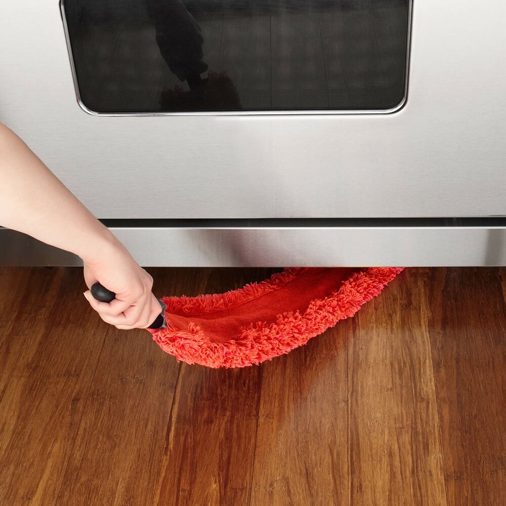 Microfiber Under Appliance Duster I8