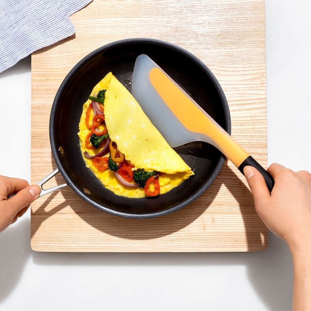 Flip & Fold Omelet Turner Y0