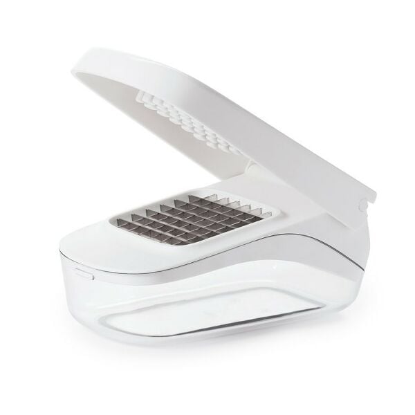 Vegetable Chopper with Easy-Pour Opening N2