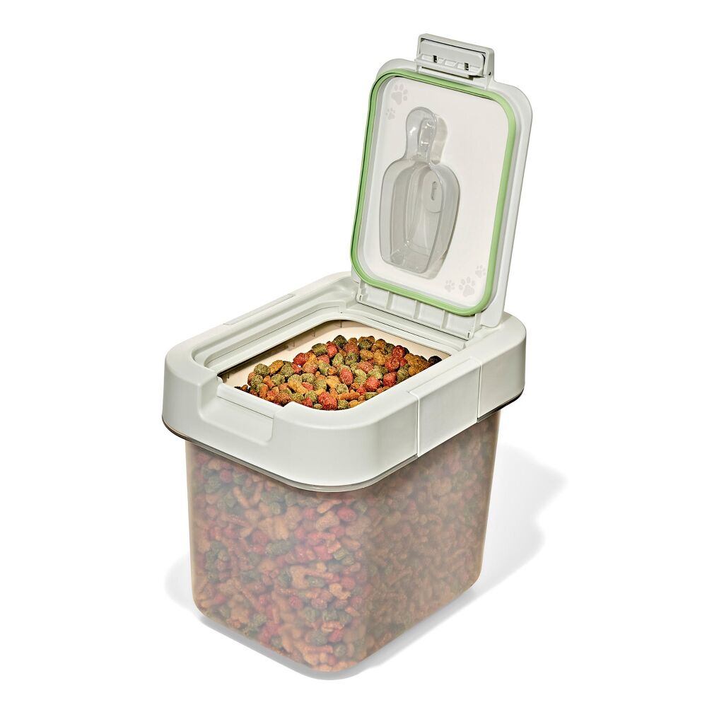 OXO Pet Airtight Food Container with Scoop — Small E6